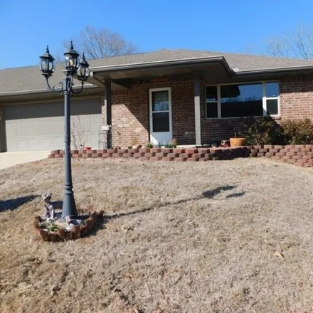 Buy this 2 bed house on 31 Devonshire Circle in Lakeview, Baxter County