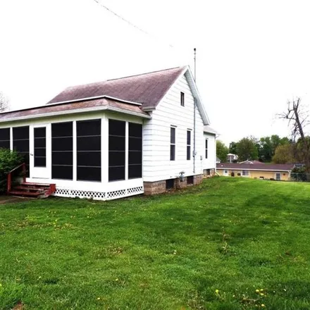 Buy this 2 bed house on 559 East 7th Street in Tipton, IA 52772