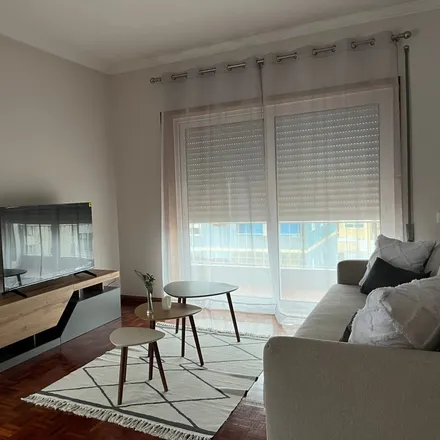 Rent this 3 bed apartment on Baha'i in Rua Pinto Aguiar, 4400-010 Vila Nova de Gaia