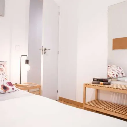 Rent this 8 bed apartment on Calle del Doctor Esquerdo in 35, 28028 Madrid