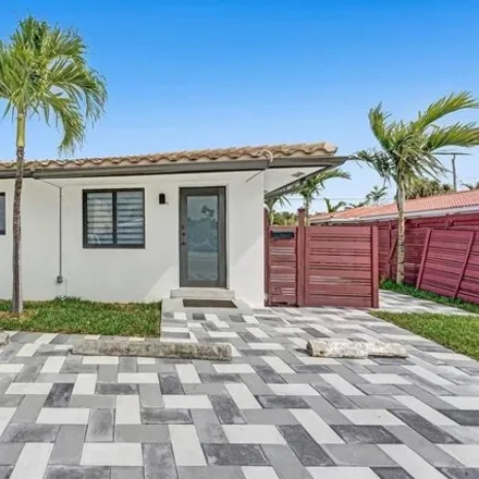 Buy this 5 bed house on 4546 Poinciana Street in Lauderdale-by-the-Sea, Broward County