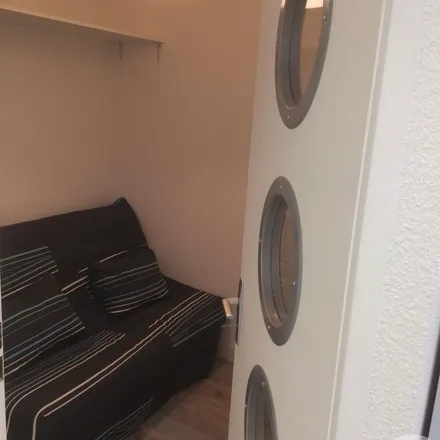 Rent this 2 bed apartment on 4 Rue Paul Valéry in 34200 Sète, France