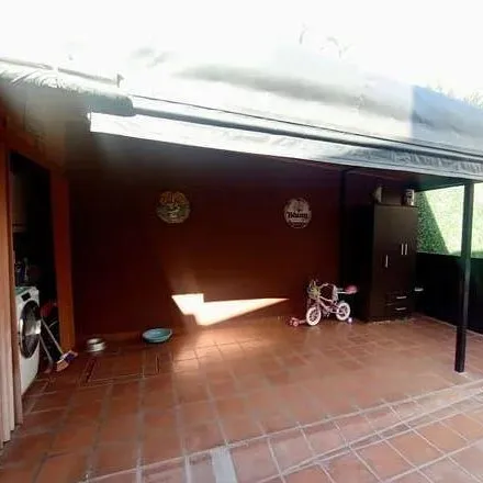 Buy this 2 bed house on Manuel Quintana 2110 in Quilmes Este, Quilmes