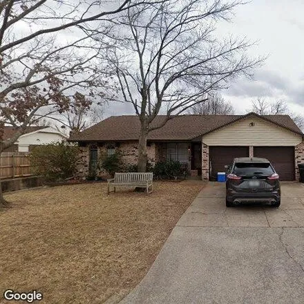Buy this 3 bed house on 1032 Northwest 1st Street in Moore, OK 73160