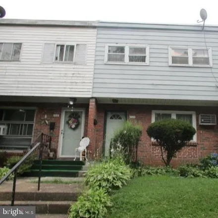 Buy this 3 bed townhouse on 1524 South 13th Street in Harrisburg, PA 17104