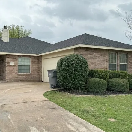 Buy this 4 bed house on 1935 Frederick Street in Lancaster, TX 75134