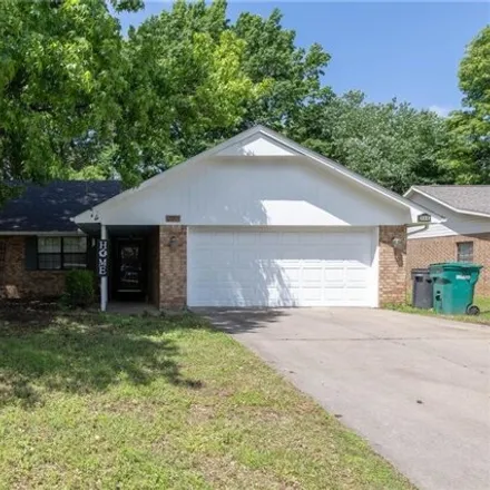 Buy this 4 bed house on 906 North Flamingo Road in Rogers, AR 72756