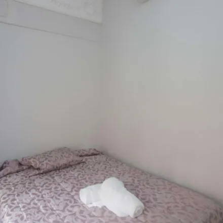 Rent this 12 bed apartment on Agencia de defensa de la competencia de Andalucía in Calle Porvenir, 41005 Seville