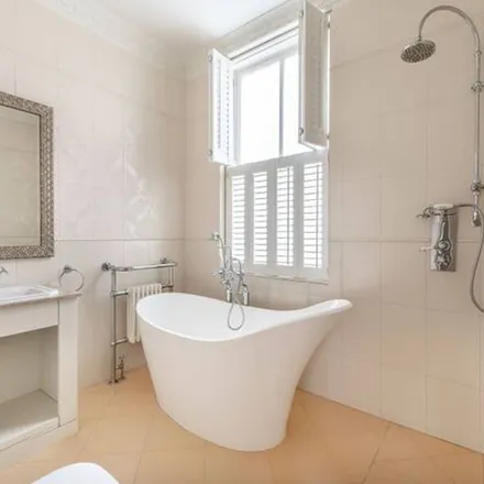 Rent this 4 bed townhouse on 2-26 Pembridge Road in London, W11 3HQ