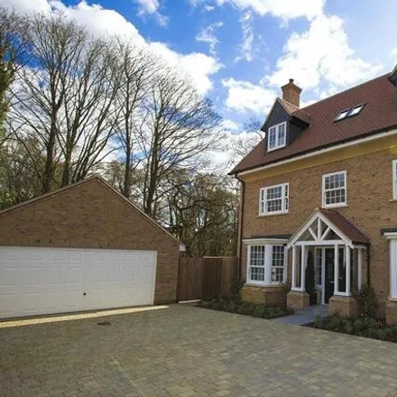 Buy this 5 bed house on Bowyers Road in Great Dunmow, CM6 2GE