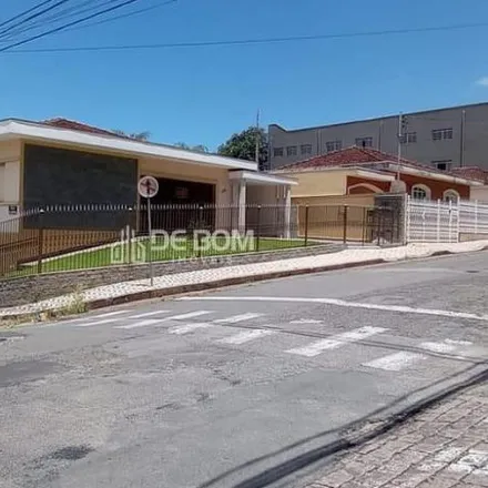 Buy this 3 bed house on Autarquia Municipal de Ensino in Avenida Justino Ribeiro, Jardim dos Estados