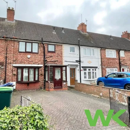 Rent this 3 bed townhouse on Bassett Road in Wednesbury, WS10 0LY