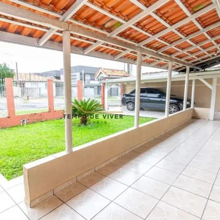 Buy this 3 bed house on Rua Onze de Agosto 808 in Xaxim, Curitiba - PR