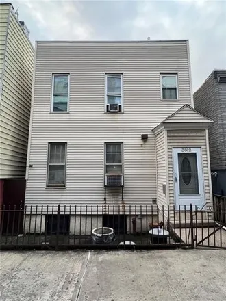 Buy this 2 bed house on 38-12 31st Street in New York, NY 11101