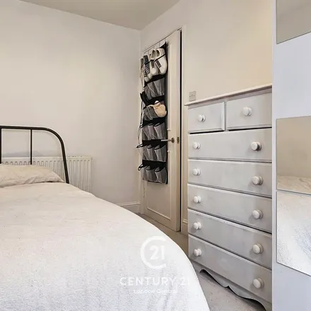 Image 3 - 3 Westbourne Grove Terrace, London, W2 5SD, United Kingdom - Apartment for rent