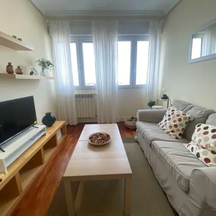 Image 4 - Paseo de la Castellana, 103, 28046 Madrid, Spain - Apartment for rent