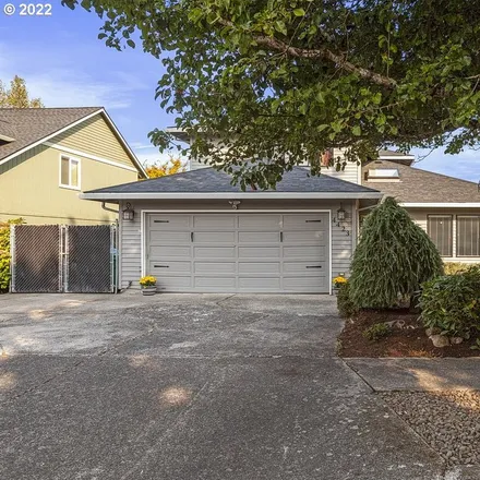 Buy this 3 bed house on 4423 Southeast 15th Street in Gresham, OR 97080