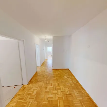 Rent this 3 bed apartment on Säbener Straße in 81545 Munich, Germany