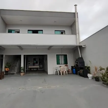 Buy this 6 bed house on Geotesty in Rua Manoel Rodrigues dos Passos 132, São Pedro