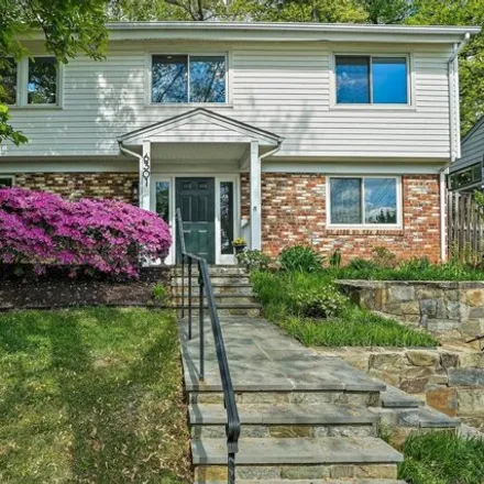 Rent this 4 bed house on 6301 Crathie Lane in Bethesda, MD 20816