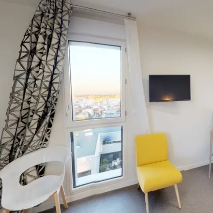 Image 7 - Villejuif, IDF, FR - Room for rent