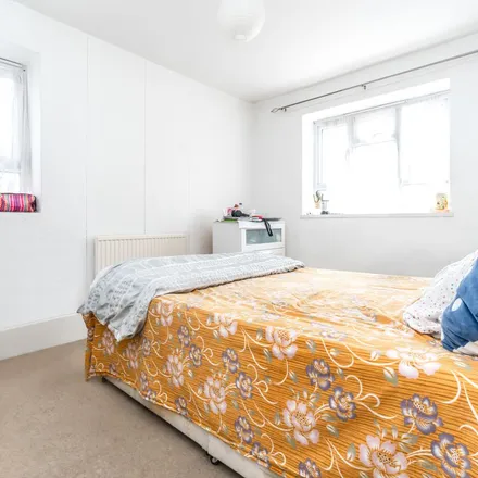 Image 3 - 58 Bruce Road, Bromley-by-Bow, London, E3 3HJ, United Kingdom - Apartment for rent