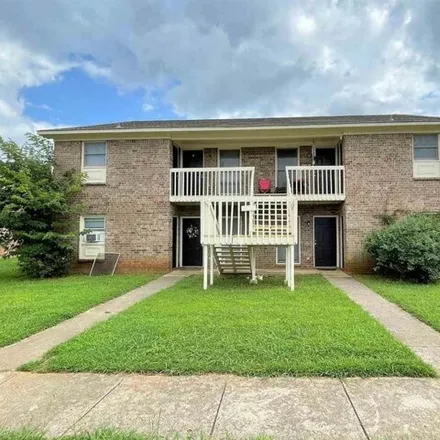 Rent this 2 bed apartment on 4415 Torrance Drive Northwest in Summit Place, Huntsville