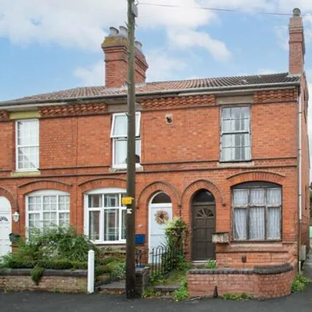 Buy this 3 bed house on The Oddfellows Arms in 24 Foregate Street, Astwood Bank