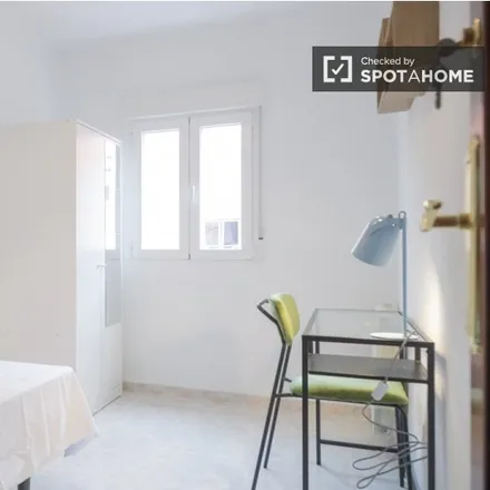 Rent this 3 bed room on Calle de Visitación in 28026 Madrid, Spain