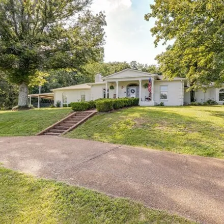 Buy this 3 bed house on 4733 Columbia Pike in Thompson's Station, Williamson County