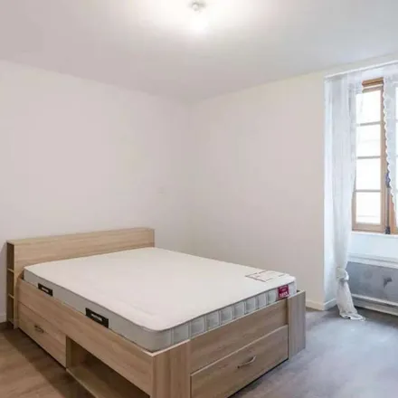 Rent this 4 bed apartment on Allianz in Allée Paul Riquet, 34500 Béziers