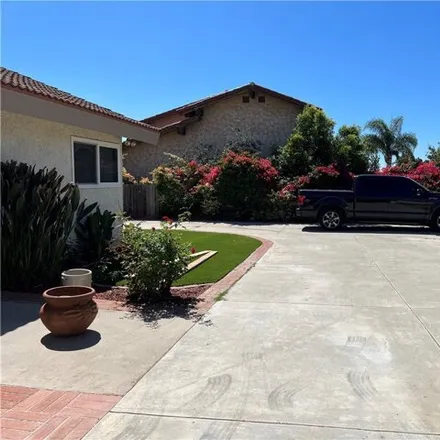 Image 2 - 1628 Grace Court, Camarillo, CA 93010, USA - House for rent