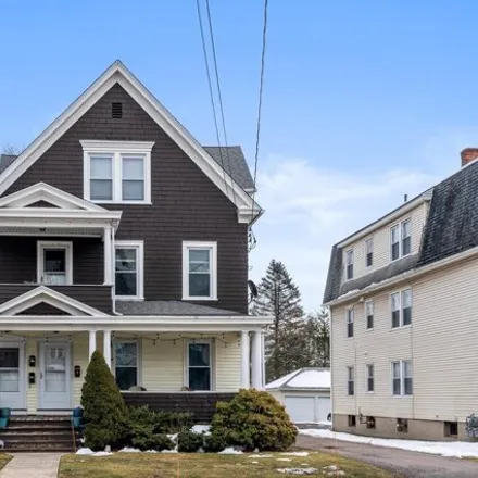 Image 1 - 218 Quaker Lane South, West Hartford, CT 06119, USA - House for rent