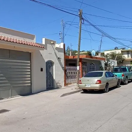 Rent this 4 bed house on Calle Sindicalismo in Plutarco Elías Calles, 80194 Culiacán