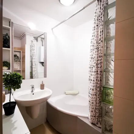 Rent this 5 bed apartment on Profesora Władysława Szafera 1 in 31-543 Krakow, Poland