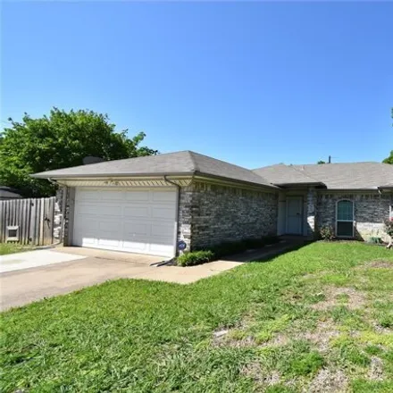 Image 2 - 509 Sherman Drive, Mansfield, TX 76063, USA - House for rent