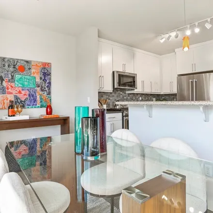 Rent this 3 bed apartment on Alterra in 900 Aurora Avenue North, Seattle