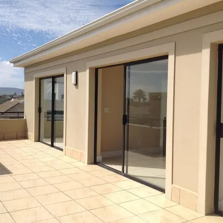 Image 3 - Milnerton Golf Club, Norwood Road, Milnerton, 2251, South Africa - Apartment for rent