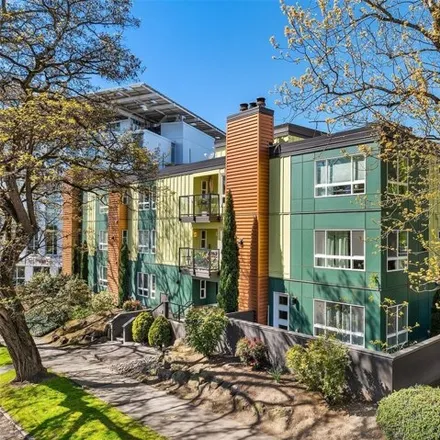 Buy this 2 bed condo on 1516 East Pike Street in Seattle, WA 98122