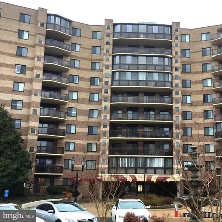 Rent this 2 bed apartment on Rotonda Building IV in 8370 Greensboro Drive, McLean