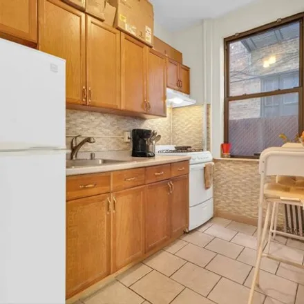 Image 6 - 2146 Cortelyou Road, New York, NY 11226, USA - Apartment for sale