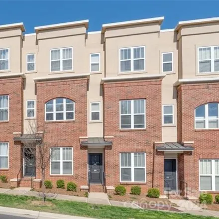 Buy this 2 bed condo on 1308 Kenilworth Avenue in Charlotte, NC 28203