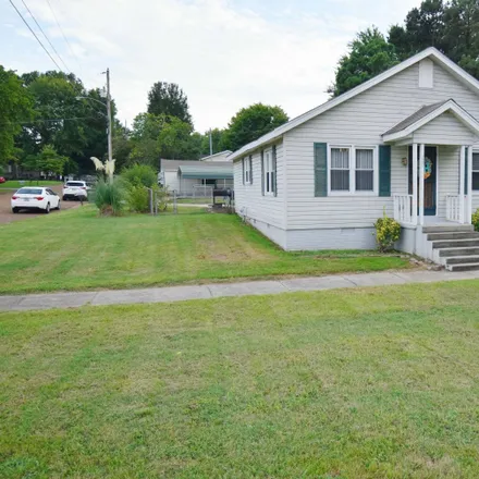 Buy this 2 bed house on 2521 East Reelfoot Avenue in Highland, Union City