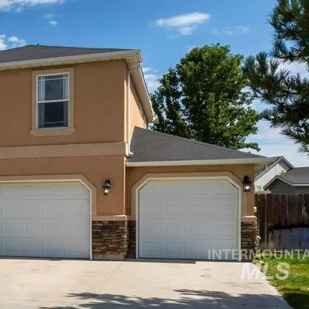 Buy this 4 bed house on 10 North Willow Wind Way in Nampa, ID 83651