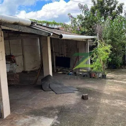 Buy this 3 bed house on Rua Inácio Antônio in Vila Balan, Santa Bárbara d'Oeste - SP