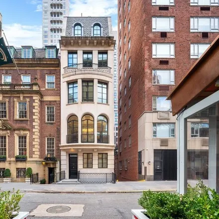Image 1 - 36 East 62nd Street, New York, NY 10065, USA - Townhouse for sale