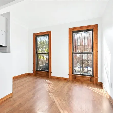 Image 4 - 453 LAFAYETTE AVENUE in Bedford Stuyvesant - Townhouse for sale
