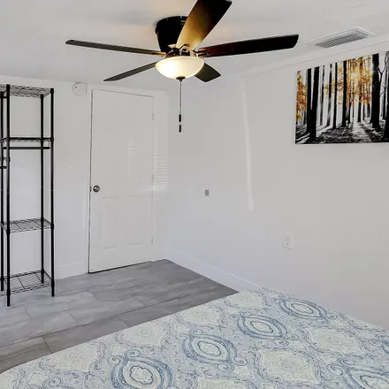 Image 3 - Tampa, FL, US - Room for rent