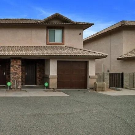 Buy this studio house on 362 West Wier Avenue in Phoenix, AZ 85041