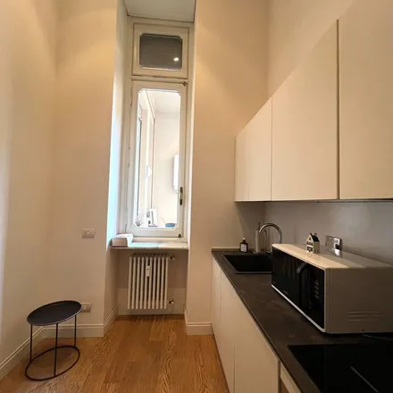 Image 7 - Via Principe Amedeo 2, 10123 Turin TO, Italy - Apartment for rent